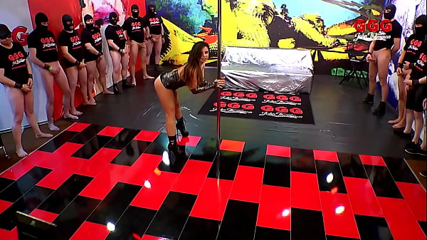 Gozando na boca da amiga boqueteira muito linda e gulosinha