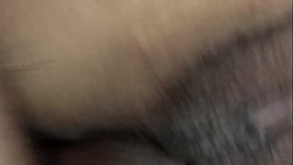 Magrela boa de cavalgada fodendo no sexo caseiro