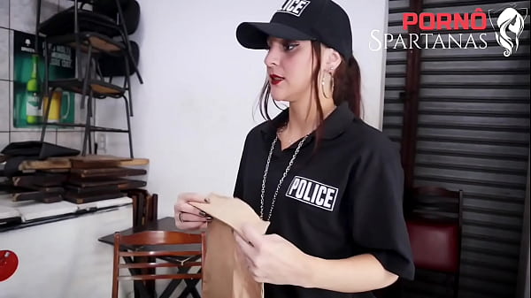 Levou a gostosa pro motel e mandou ver