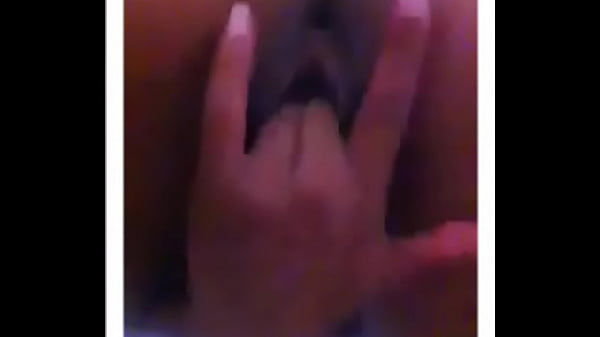 Taradinha fazendo uma boa foda com o primo