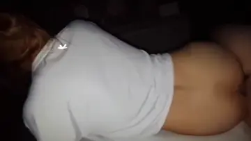 Fudeno fazendo anal na magrela com gemidos altos e gozada no cuzinho