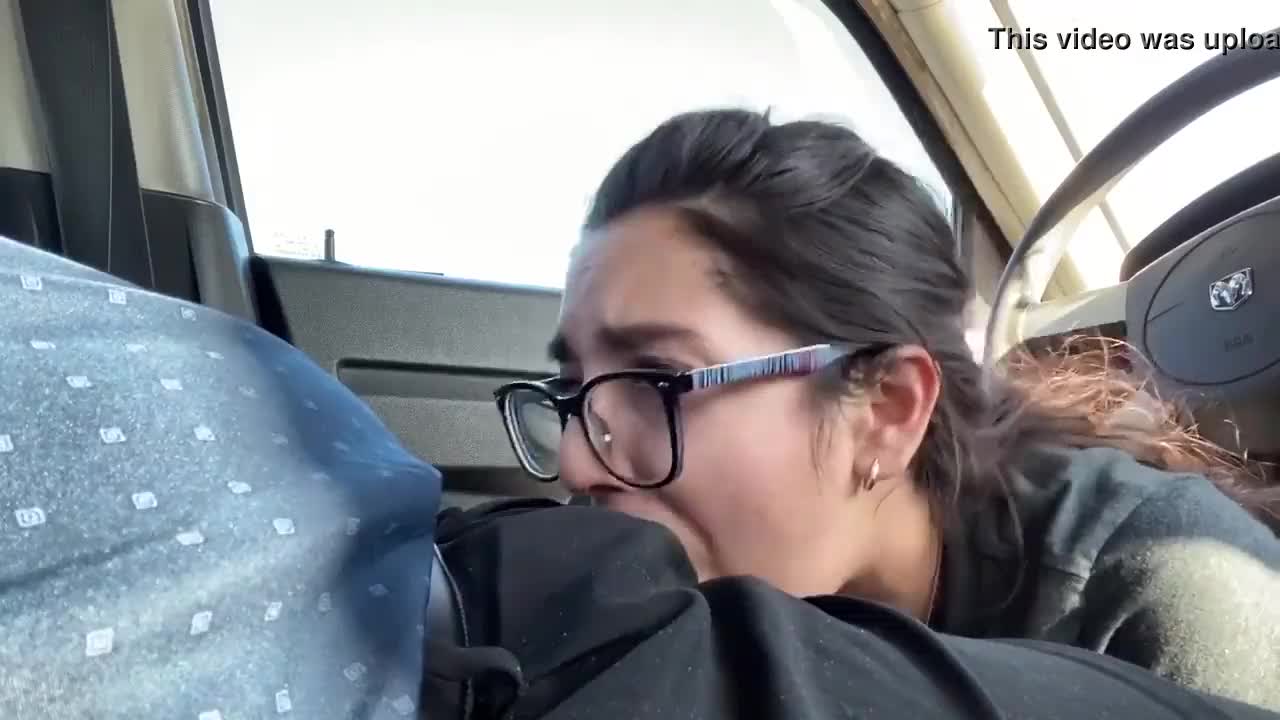 Mulheres transando nua chupando gostoso dentro do carro no flagra Mulheres transando nua chupando gostoso dentro do carro no flagra