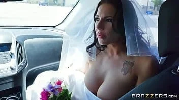Comendo a ex no dia que ela casou com o corno