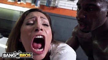 Mecanico tarado sapeca o bambu na cliente gostosa