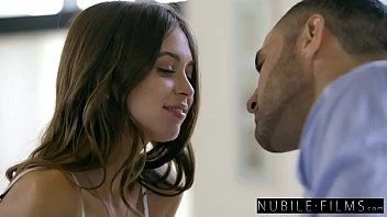 Trepada boa com o bem dotado comedor que arromba sua xoxota